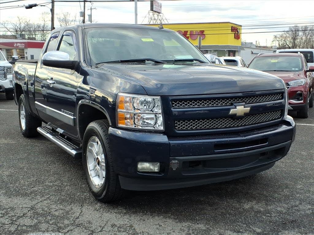 2011 Chevrolet Silverado 1500 LTZ Extended Cab 4WD