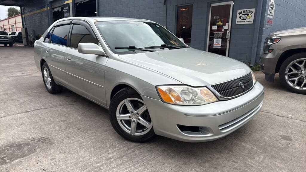 2000 Toyota Avalon XL