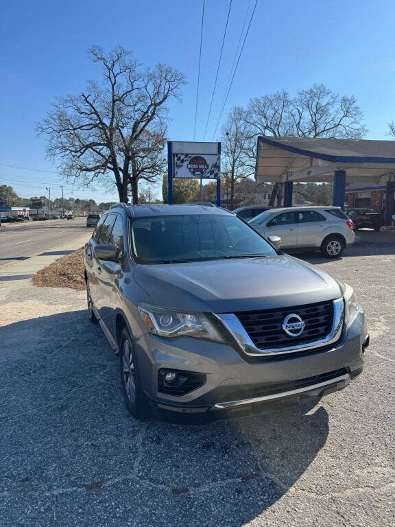 2017 Nissan Pathfinder SV 4WD