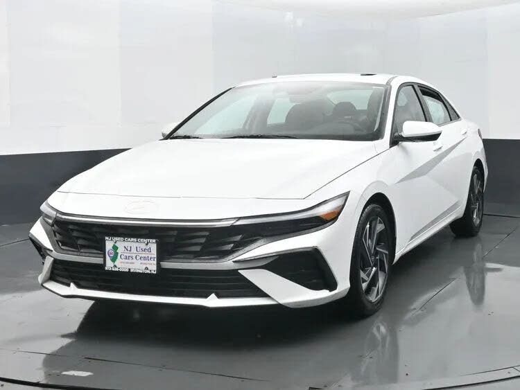 2025 Hyundai Elantra SEL Convenience FWD