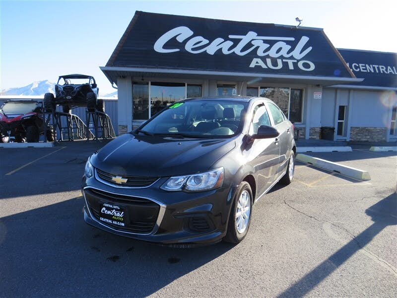 2020 Chevrolet Sonic LT Sedan FWD