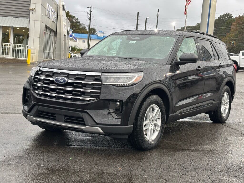 2026 Ford Explorer Active RWD