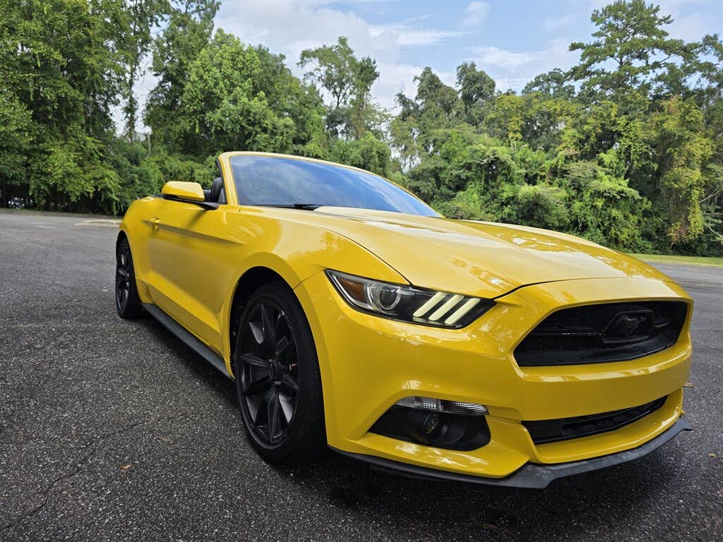 2015 Ford Mustang EcoBoost Premium Convertible RWD
