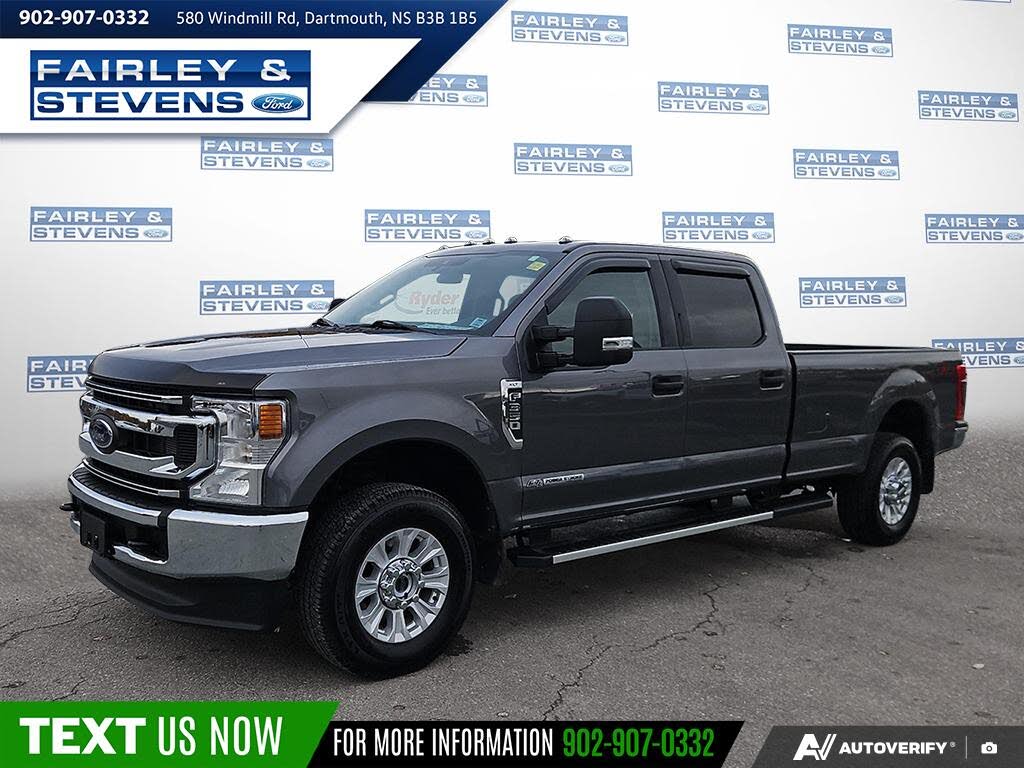 2022 Ford F-350 Super Duty XLT Crew Cab 4WD
