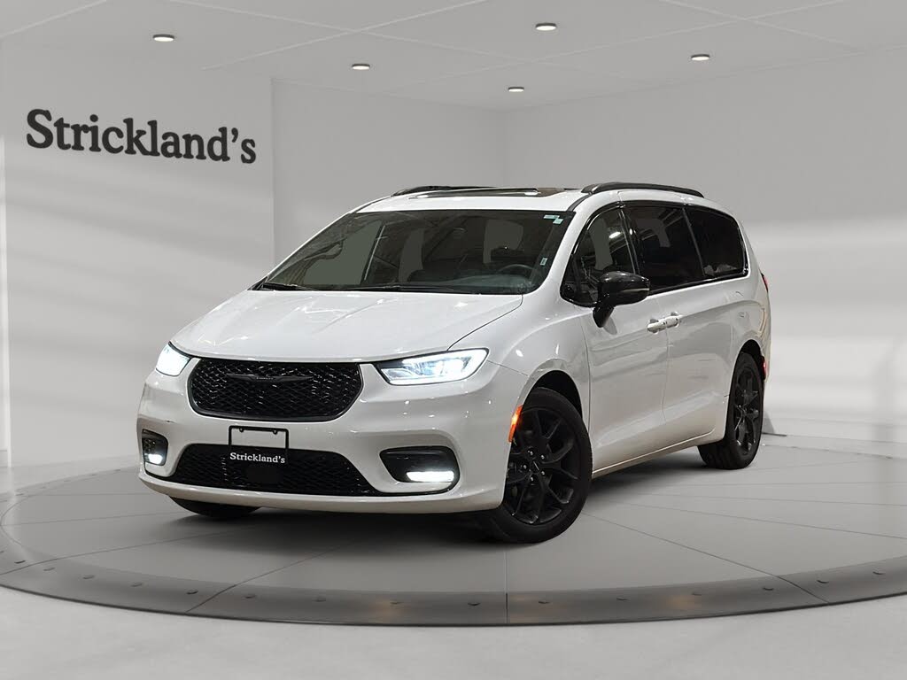 Chrysler Pacifica Touring L FWD 2024