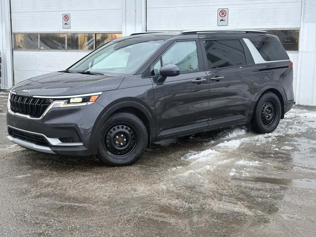 Kia Carnival LX FWD 2024