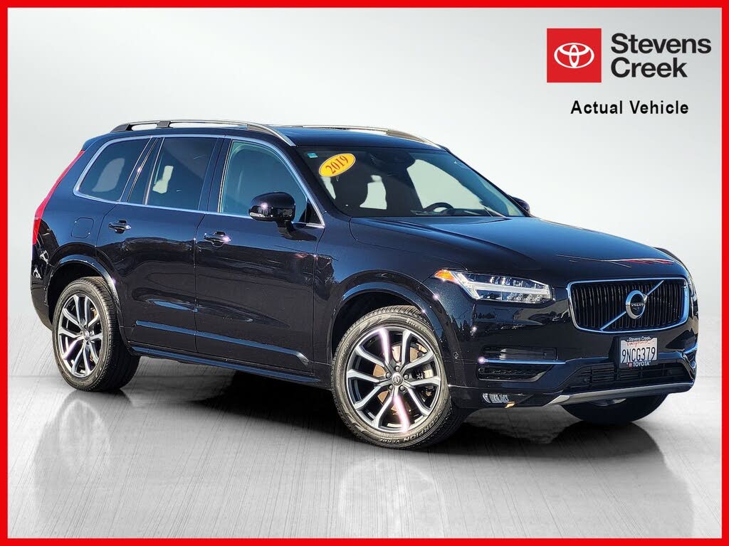 2019 Volvo XC90 T5 Momentum AWD