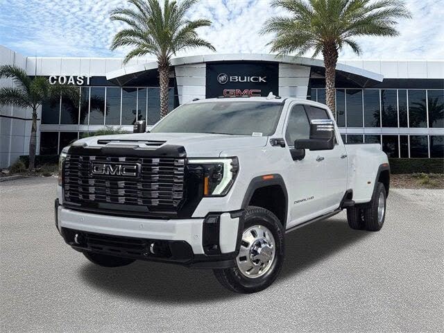 2026 GMC Sierra 3500HD Denali Ultimate Crew Cab 4WD