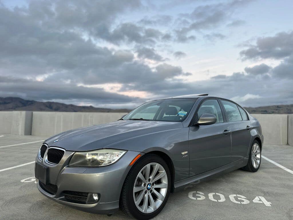 2009 BMW 3 Series 328i xDrive Sedan AWD