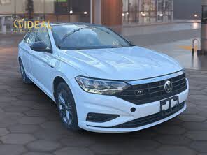 Volkswagen Jetta R-Line FWD