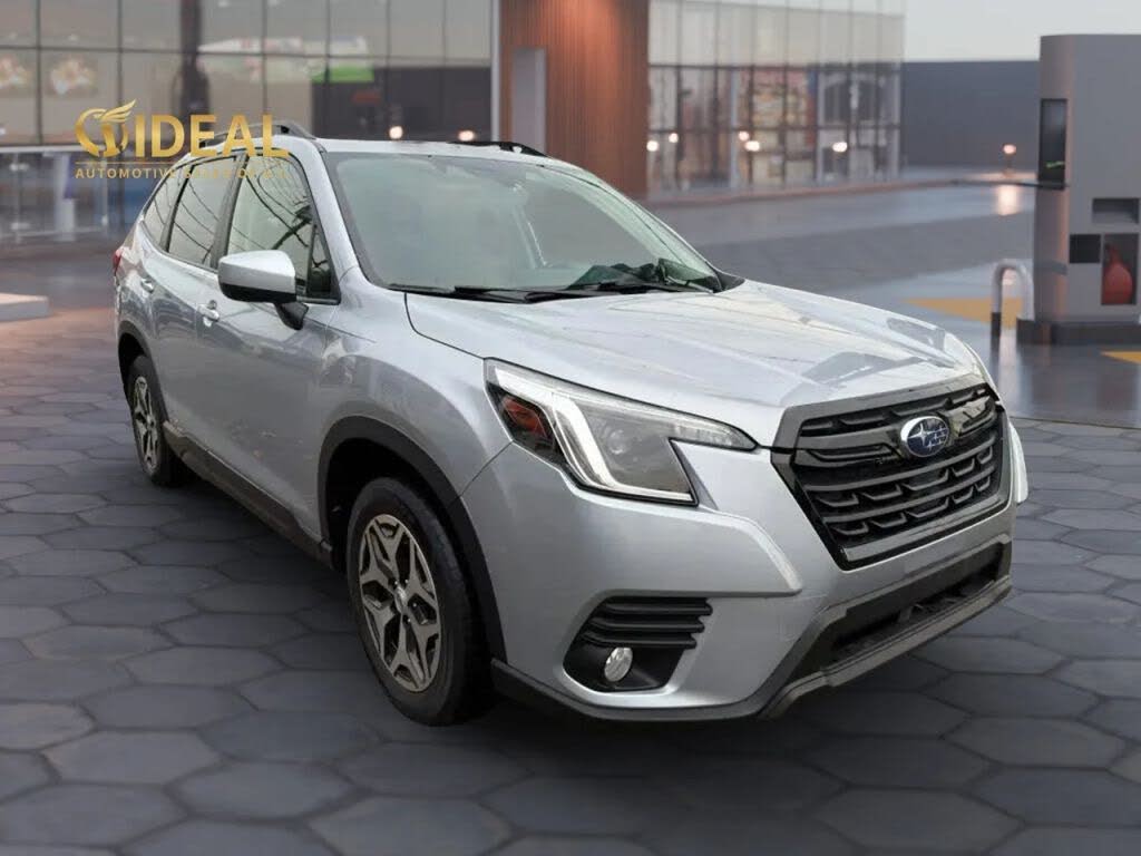 2022 Subaru Forester Premium Crossover AWD