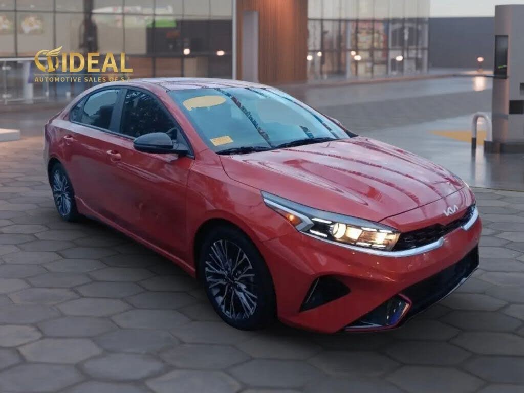 2023 Kia Forte GT-Line FWD
