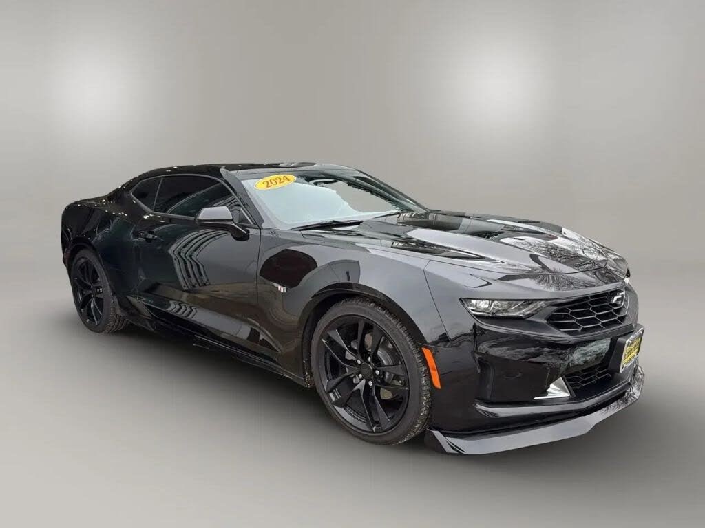 2024 Chevrolet Camaro 1LT Coupe RWD