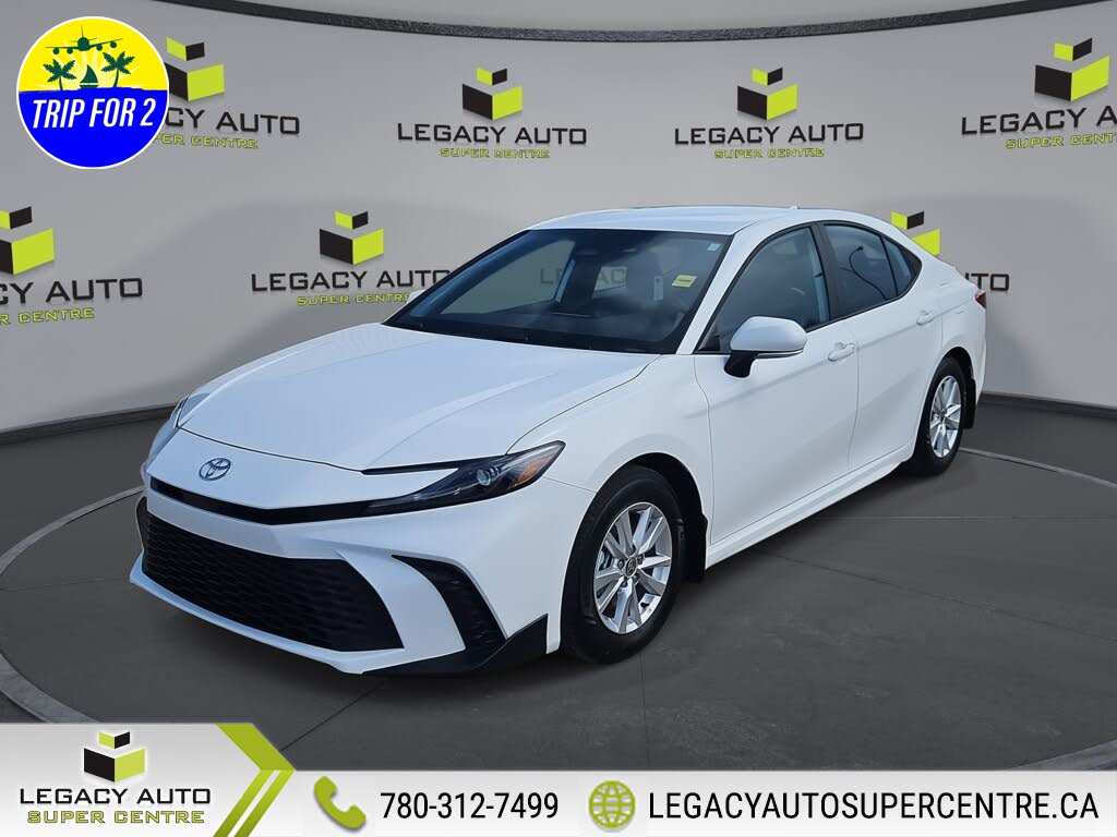 2025 Toyota Camry SE FWD