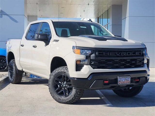 2026 Chevrolet Silverado 1500 Custom Trail Boss Crew Cab 4WD