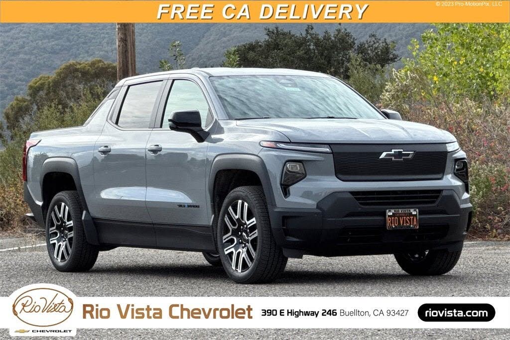 2026 Chevrolet Silverado EV Work Truck Crew Cab (Standard Range) e4WD