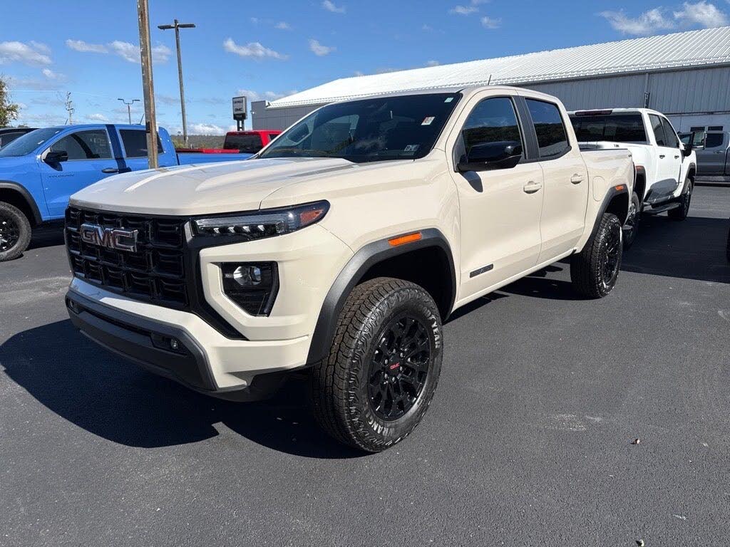 2026 GMC Canyon Elevation Crew Cab 4WD