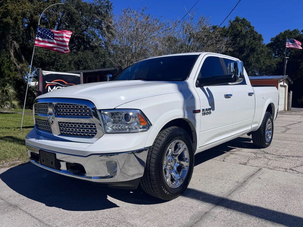 2018 RAM 1500 Laramie Crew Cab 4WD