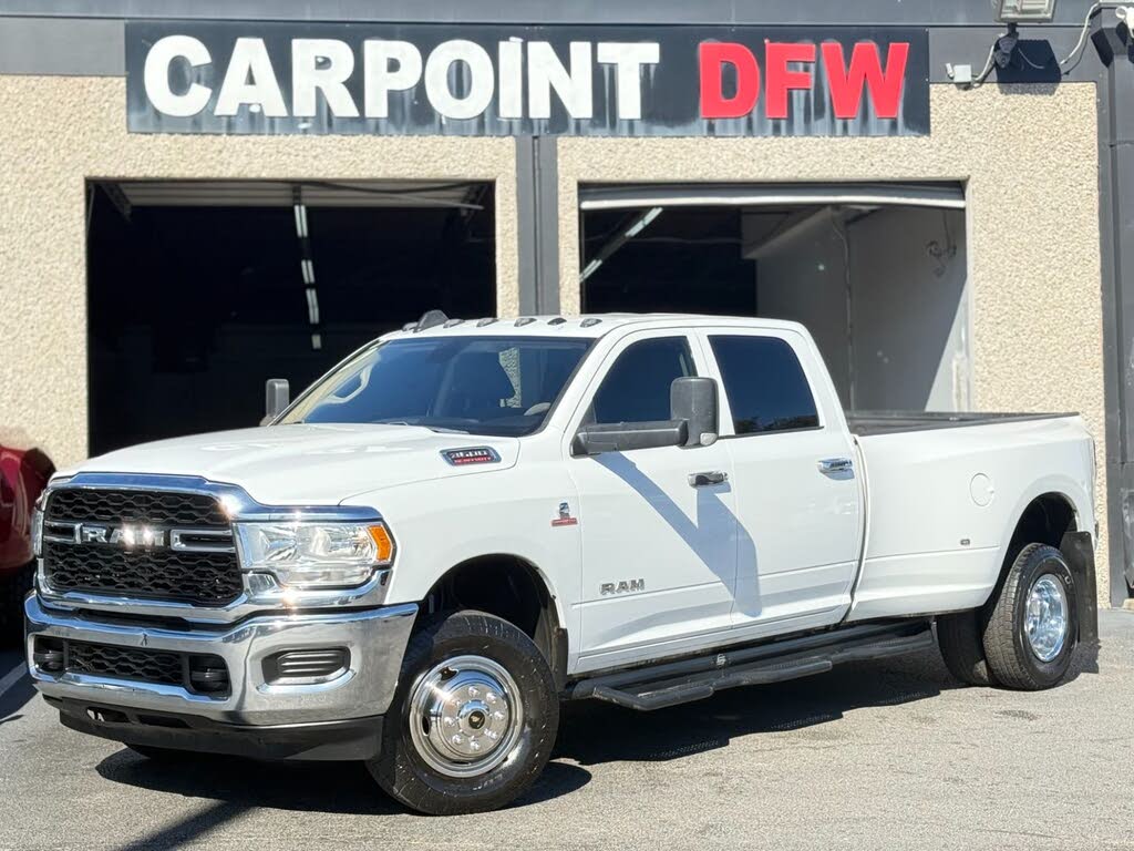 2019 RAM 3500 Tradesman Crew Cab LB DRW 4WD