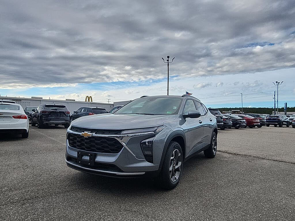 2026 Chevrolet Trax LT FWD