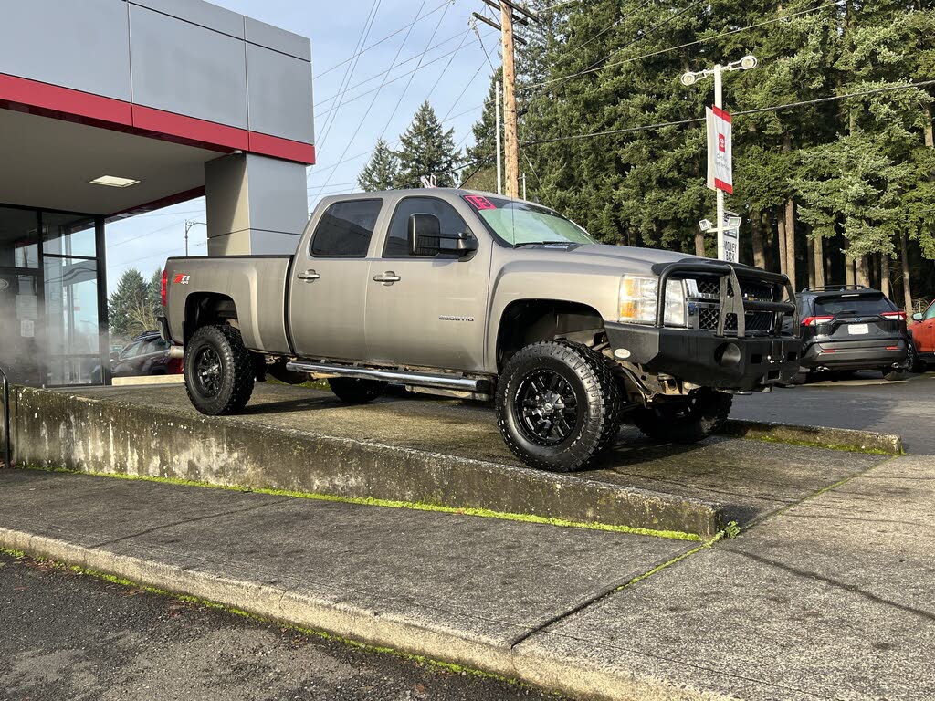2013 Chevrolet Silverado 2500HD LTZ Crew Cab 4WD