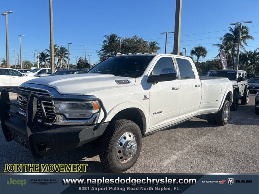 2022 RAM 3500 Laramie Crew Cab LB DRW 4WD