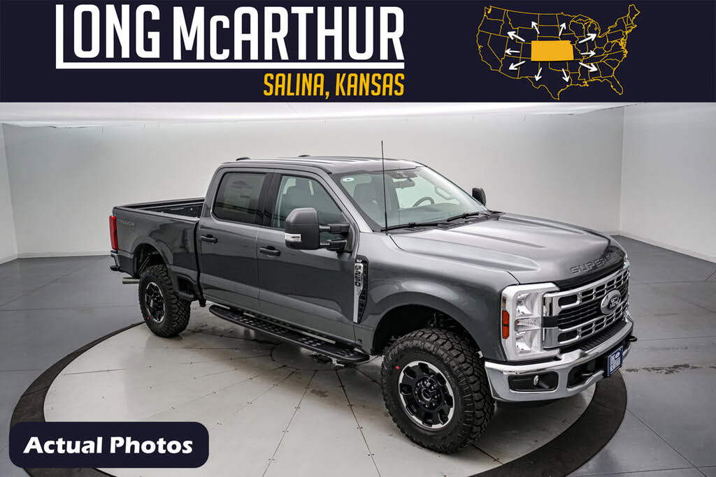 2026 Ford F-250 Super Duty XLT Crew Cab 4WD