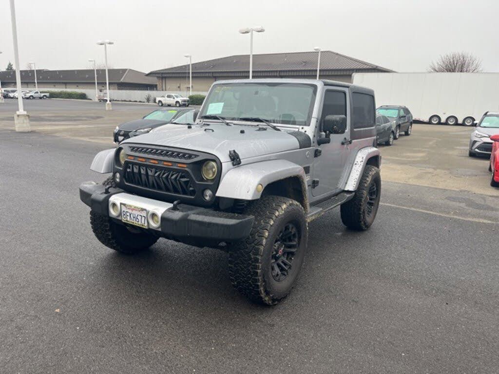 2015 Jeep Wrangler Sahara 4WD