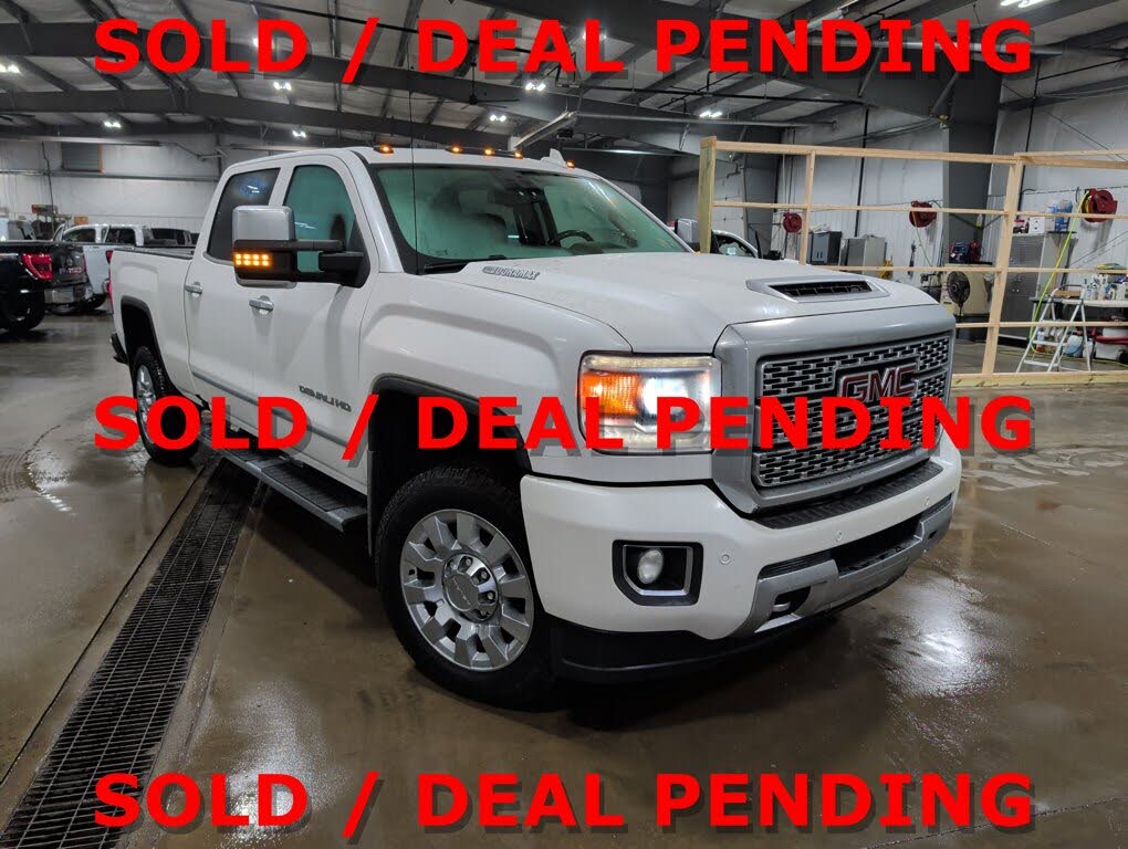 2018 GMC Sierra 2500HD Denali Crew Cab SB 4WD