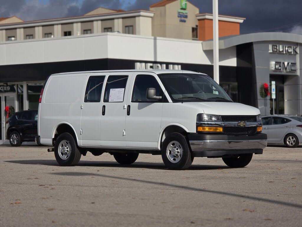 2024 Chevrolet Express Cargo 2500 RWD