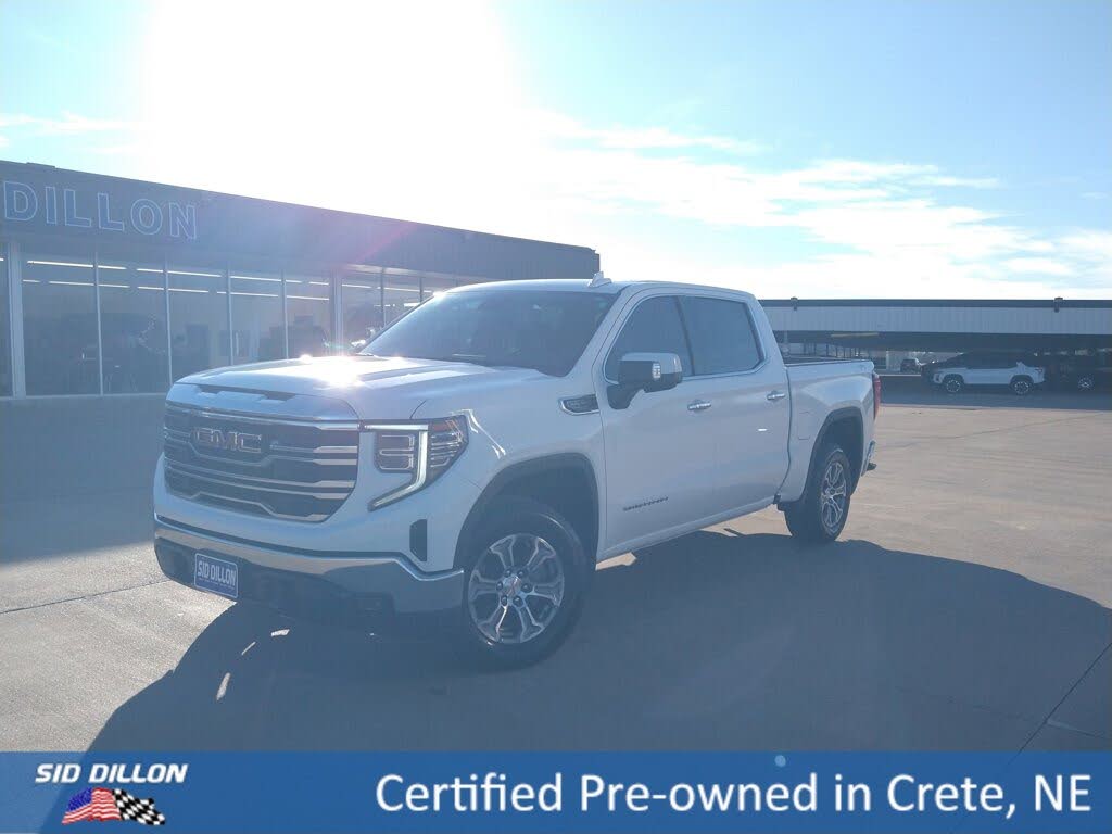 2024 GMC Sierra 1500 SLT Crew Cab 4WD