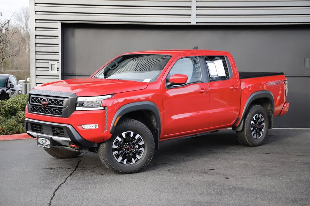 2024 Nissan Frontier PRO-4X Crew Cab 4WD
