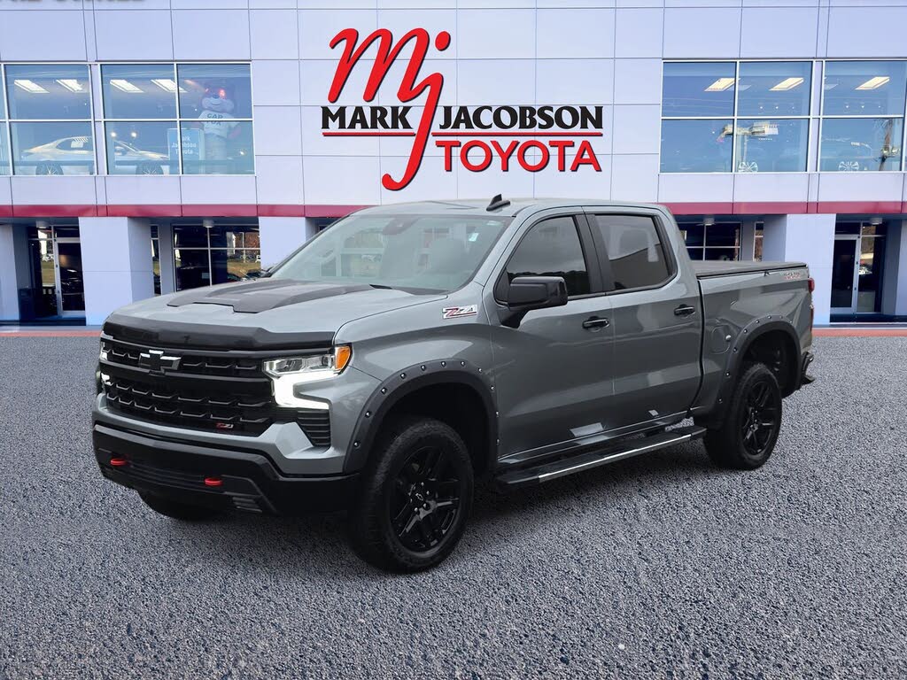 2024 Chevrolet Silverado 1500 LT Trail Boss Crew Cab 4WD