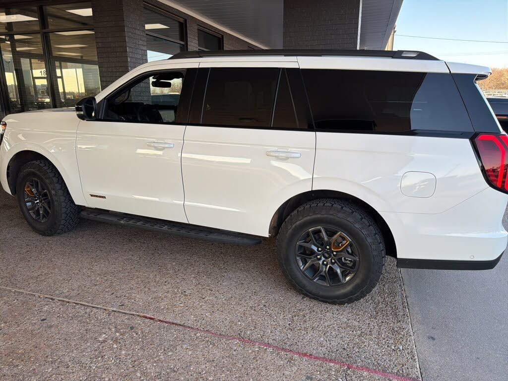 2025 Ford Expedition Tremor 4WD