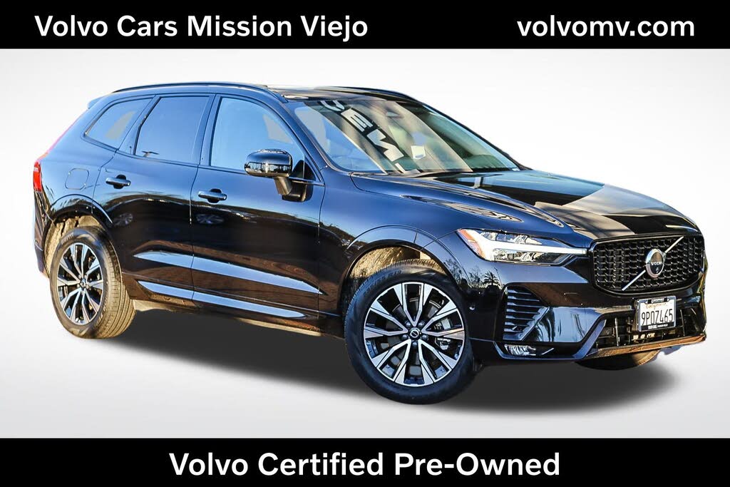 2025 Volvo XC60 B5 Plus Dark Theme AWD