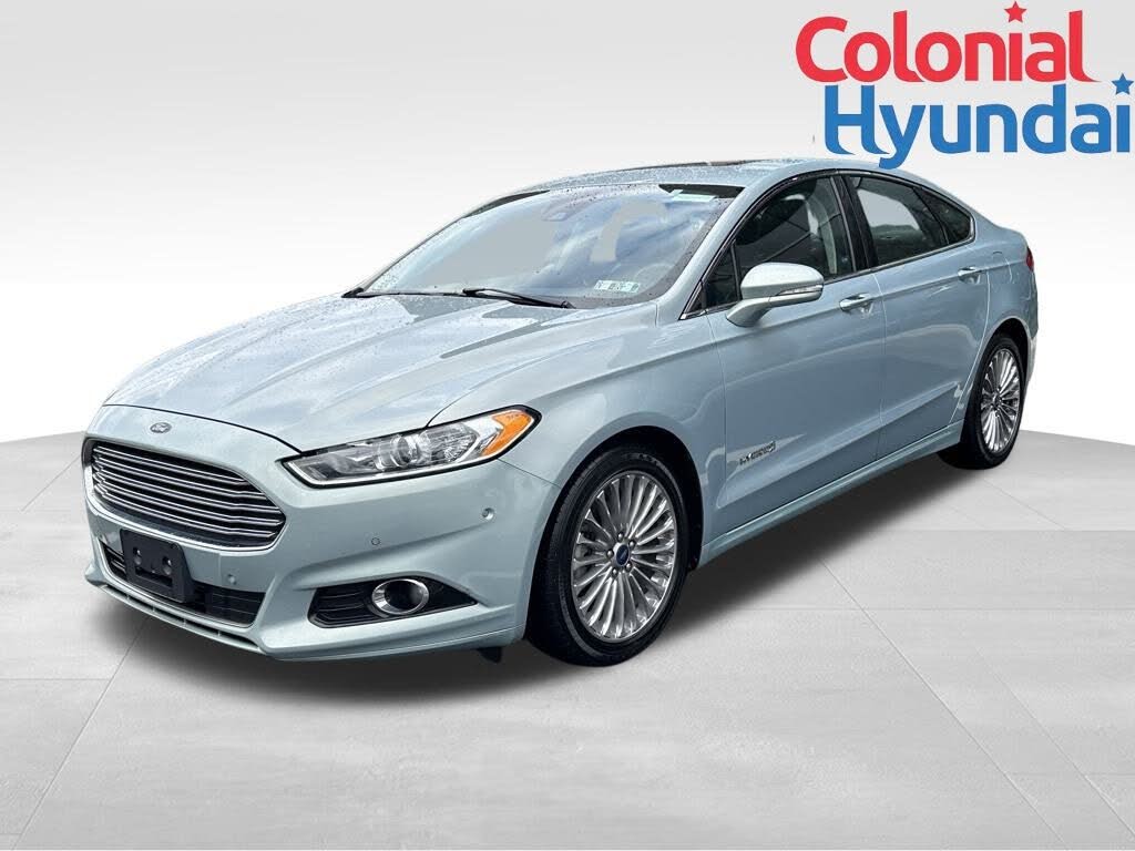 2013 Ford Fusion Hybrid Titanium FWD