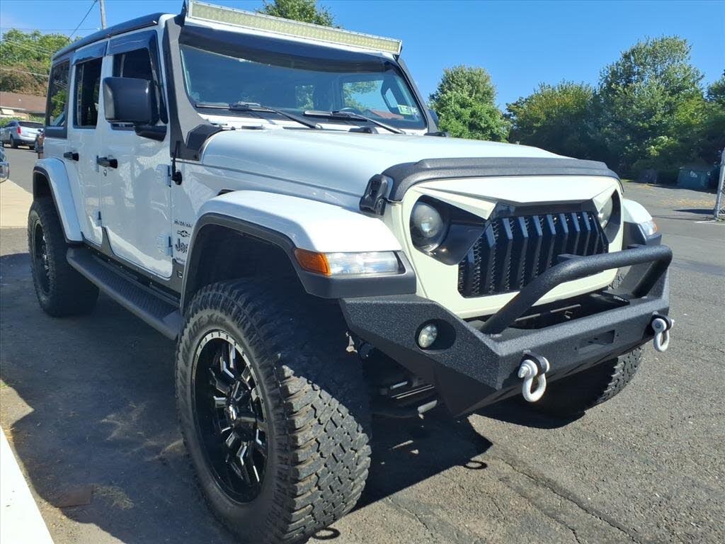 2018 Jeep Wrangler Unlimited Sahara 4WD