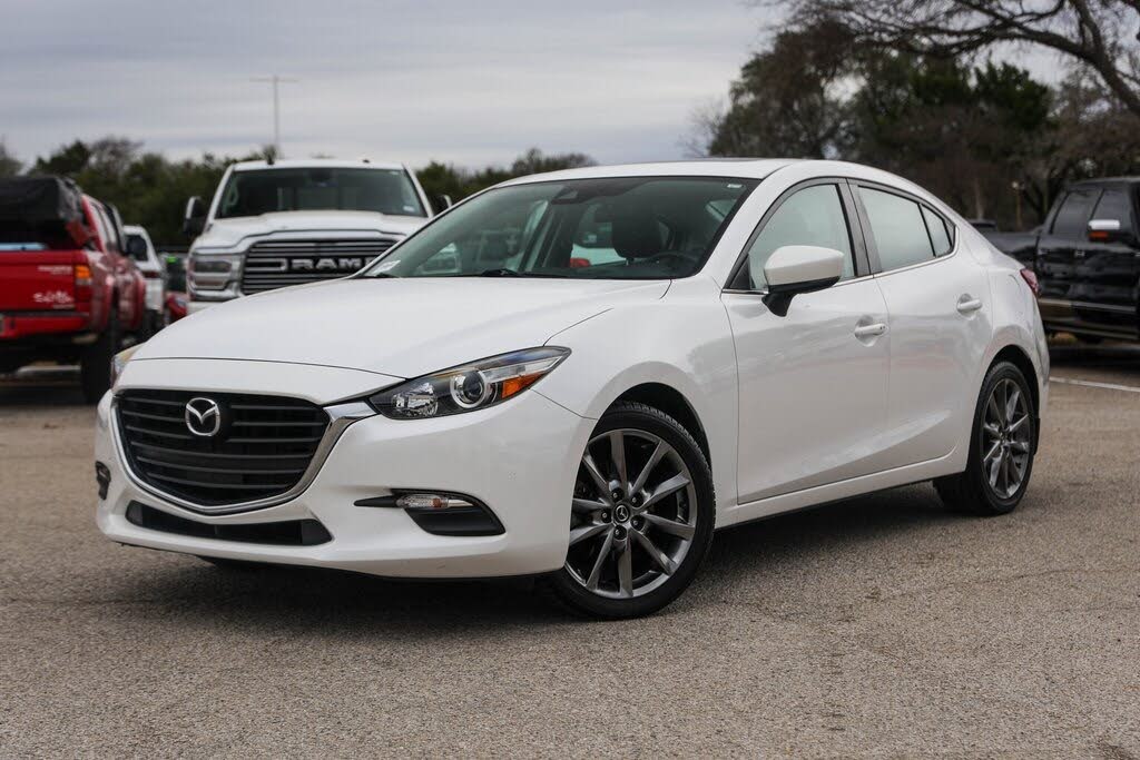 2018 Mazda MAZDA3 Touring