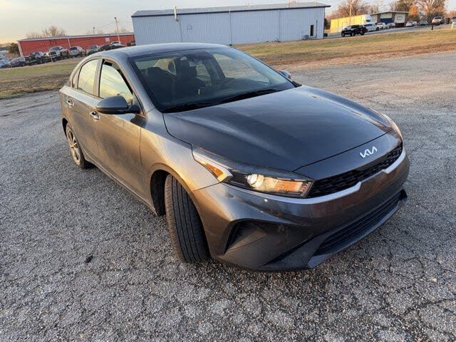 2022 Kia Forte LXS FWD