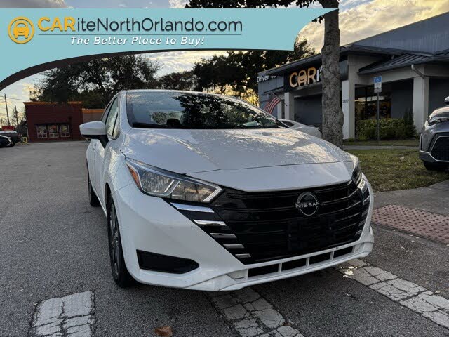 2023 Nissan Versa SV FWD