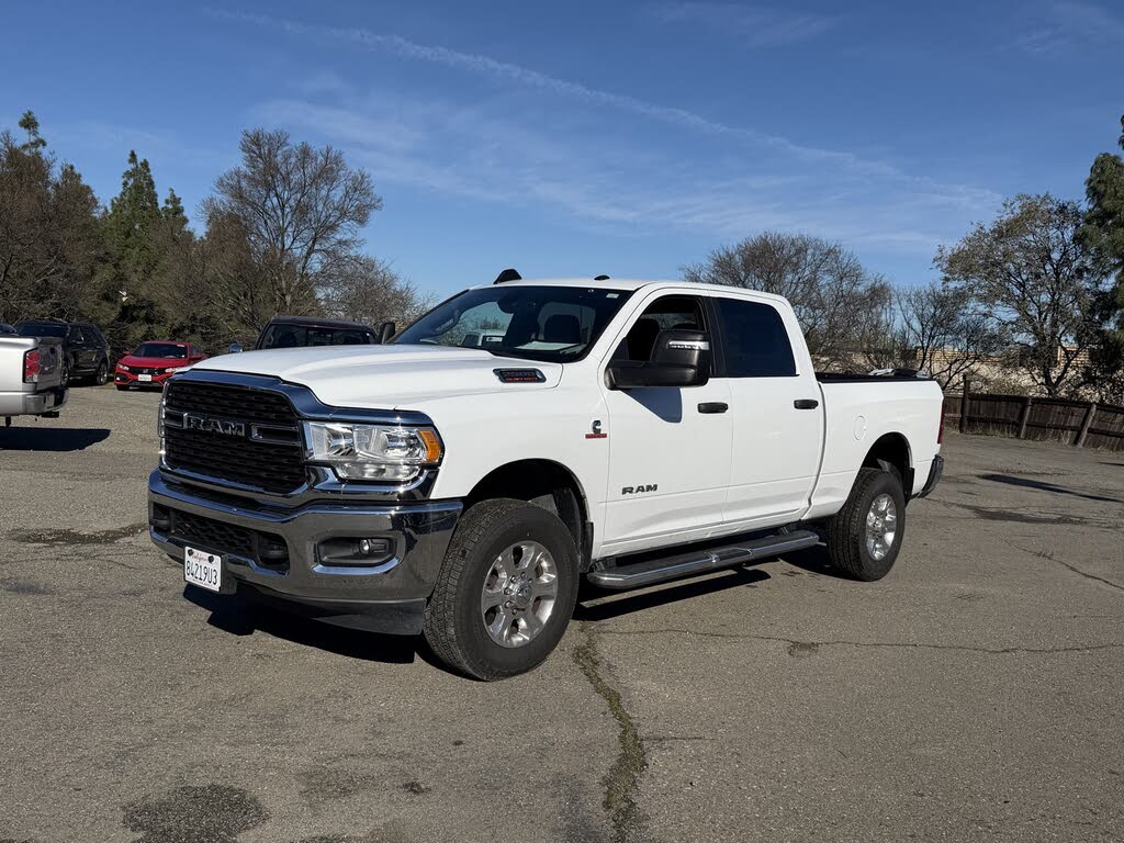 2023 RAM 2500 Big Horn Crew Cab 4WD