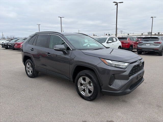 2024 Toyota RAV4 XLE FWD