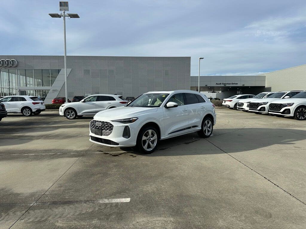 2025 Audi Q5 quattro Premium Plus 40 TFSI