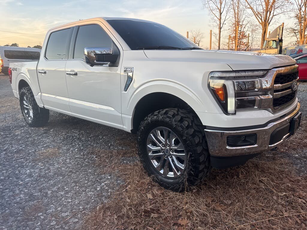 2025 Ford F-150 Lariat SuperCrew 4WD