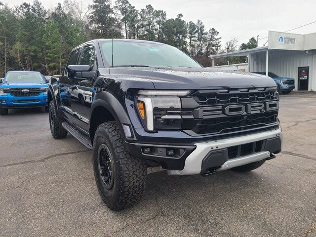 2025 Ford F-150 Raptor SuperCrew 4WD