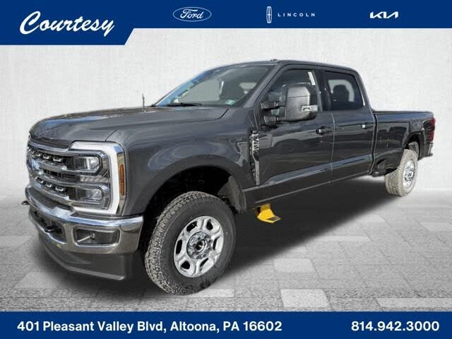 2026 Ford F-250 Super Duty XLT Crew Cab 4WD