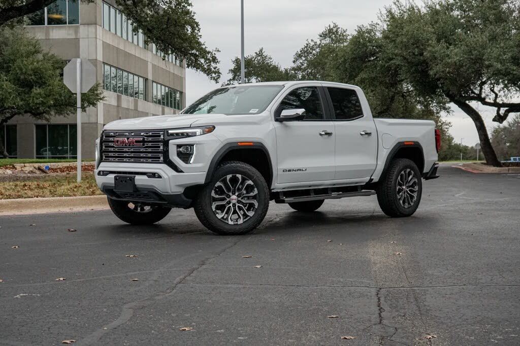 2026 GMC Canyon Denali Crew Cab 4WD