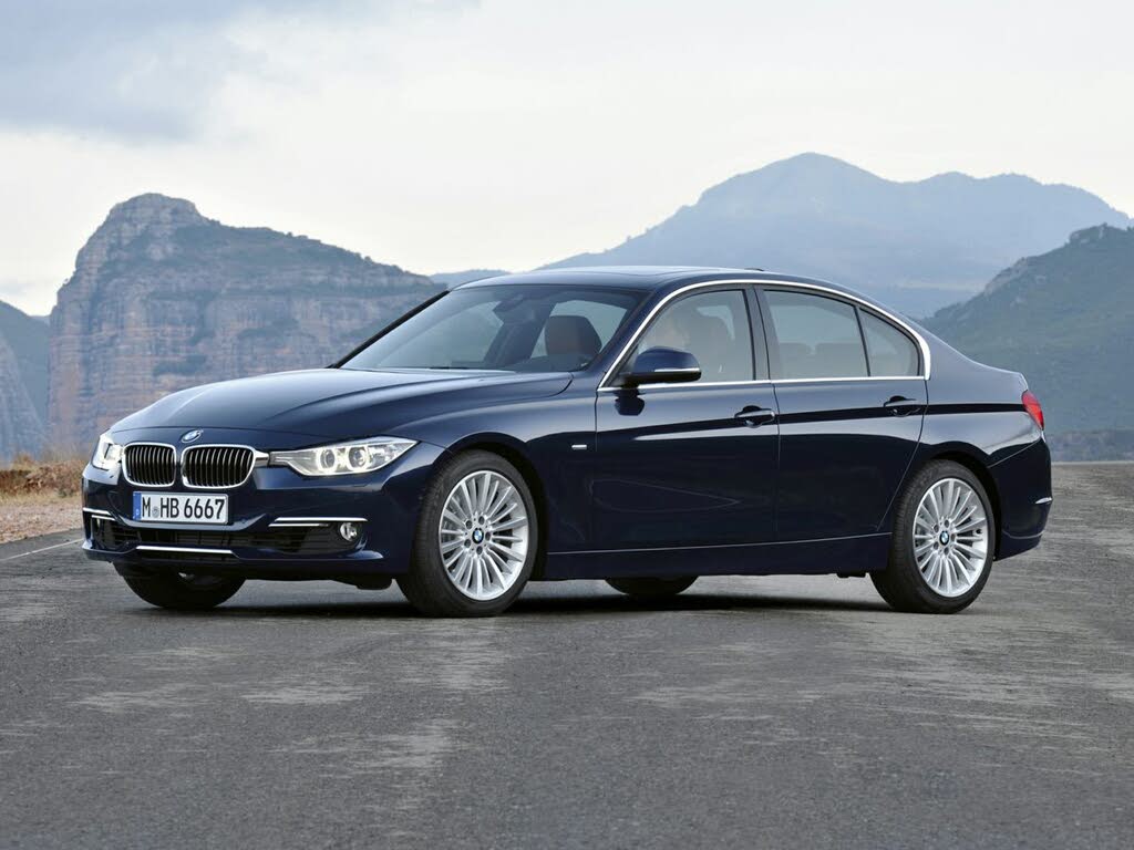 2014 BMW 3 Series 328i Sedan RWD
