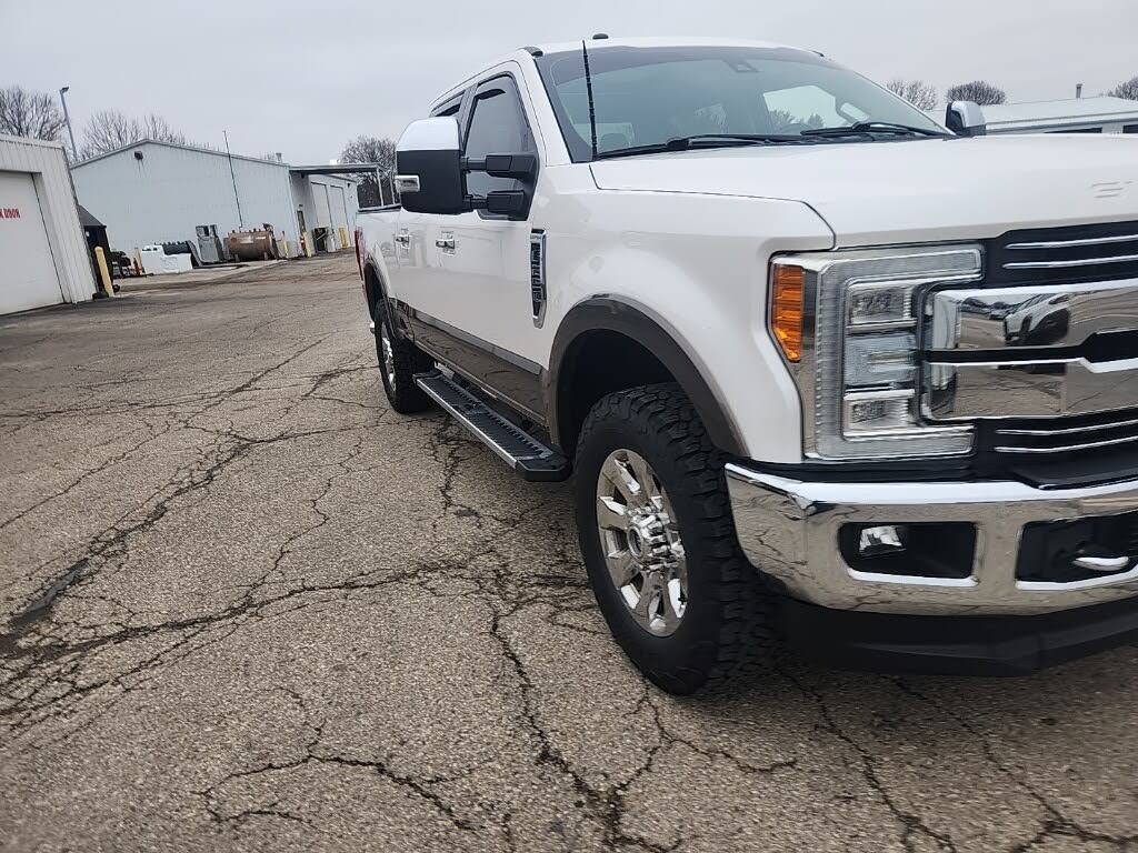 2017 Ford F-250 Super Duty Lariat Crew Cab 4WD