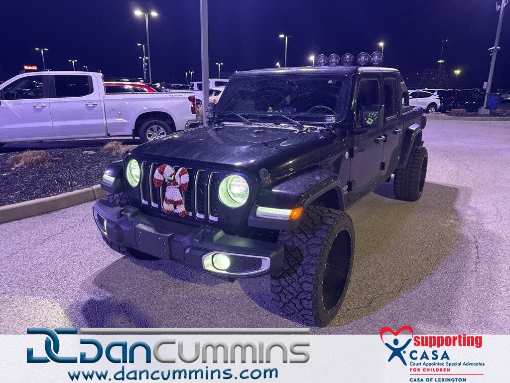 2020 Jeep Gladiator Overland Crew Cab 4WD